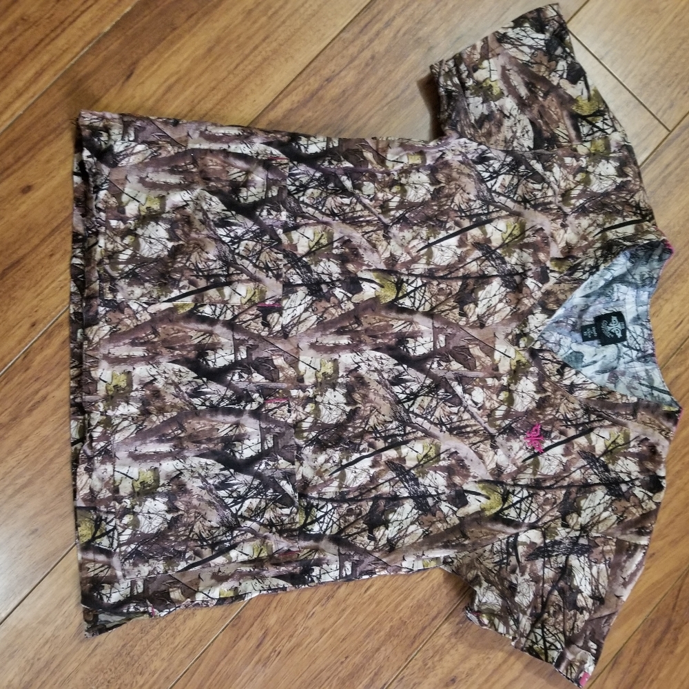 Camo scrub top